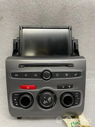 Citroen C4 II Unità principale autoradio/CD/DVD/GPS 9813810680