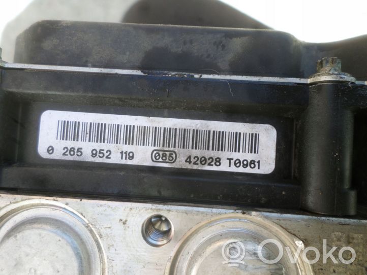 Toyota Avensis T270 Pompe ABS 0265952119