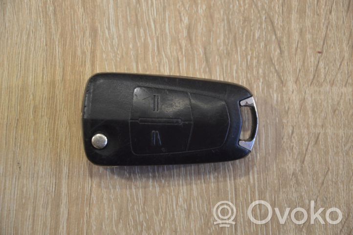 Opel Antara Ключ / карточка зажигания S117