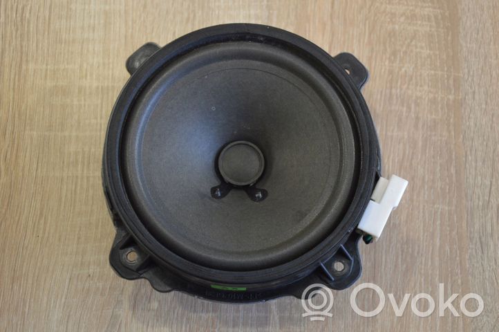 Chevrolet Captiva Enceinte subwoofer S122