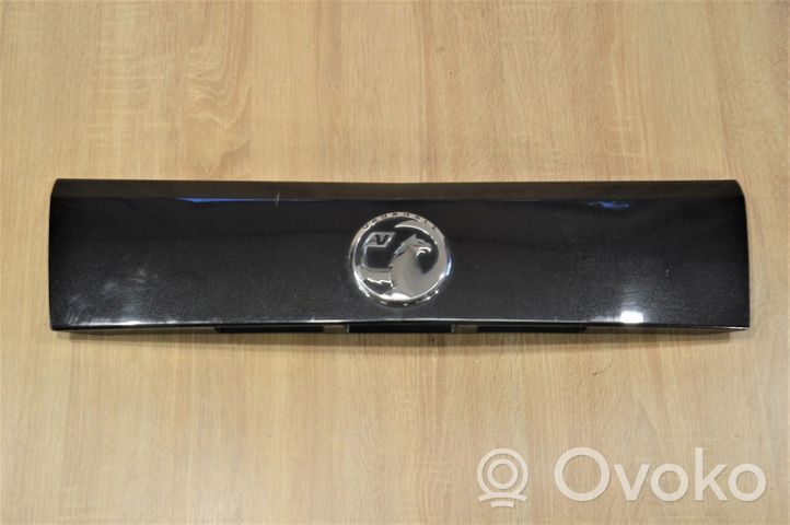 Opel Antara Spoiler del portellone lunotto posteriore 