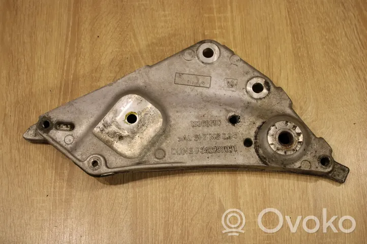 Opel Cascada Engine mount bracket 