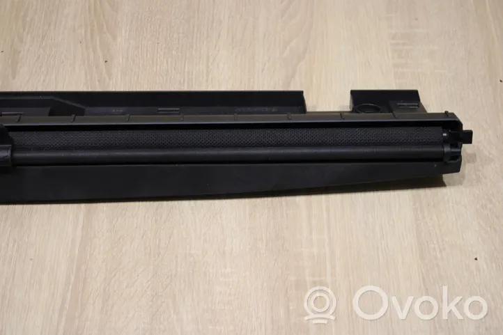 Renault Megane III Parcel shelf load cover 