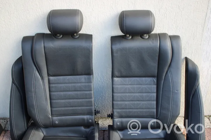 Opel Cascada Seat set 