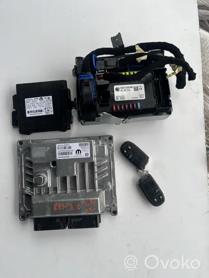 Jeep Renegade Komputer / Sterownik ECU i komplet kluczy 55282412