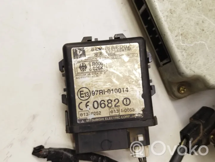 Subaru Forester SF Aizdedzes ECU komplekts 22611AG322