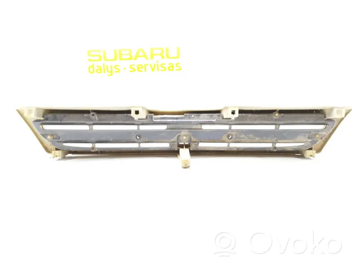 Subaru Legacy Grille de calandre avant 