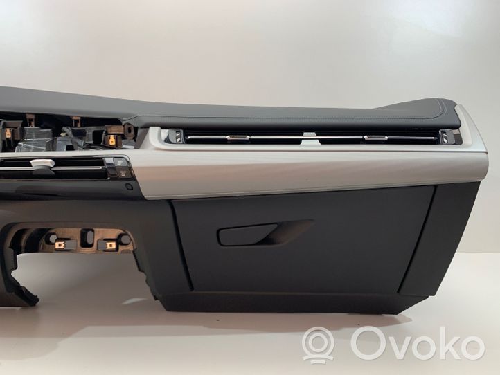 BMW 2 Active Tourer U06 Tableau de bord 