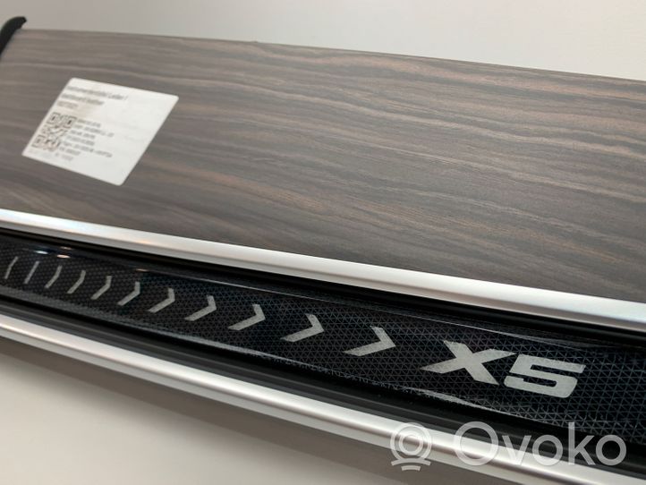 BMW X5 G05 Dysze / Kratki środkowego nawiewu deski rozdzielczej 