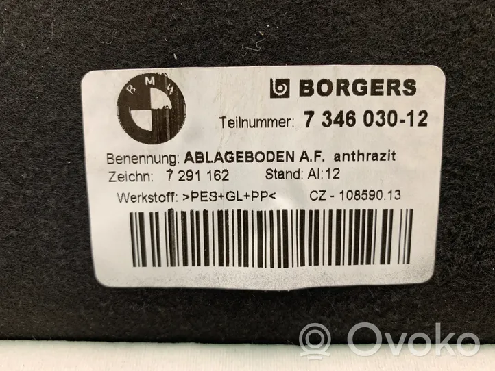 BMW 2 F22 F23 Aizmugurējā palodze 7346030