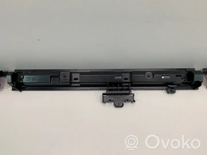 BMW 4 G22 G23 G24 G26 Listello di supporto del sottoporta 8737084