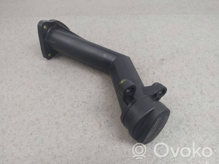 Mercedes-Benz Vaneo W414 Oil fill pipe A6680160029