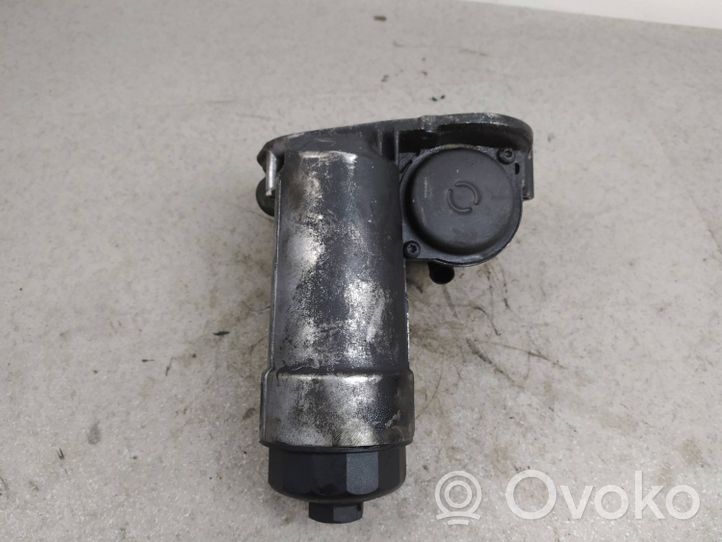 Audi A6 S6 C5 4B Supporto di montaggio del filtro dell’olio 