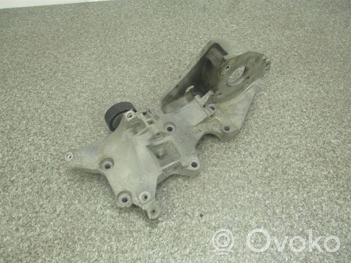 Seat Ibiza IV (6J,6P) Support de générateur / alternateur 3L903143Q