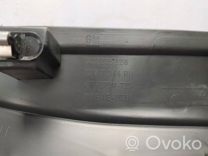 Opel Zafira B Autres éléments de console centrale 13187344