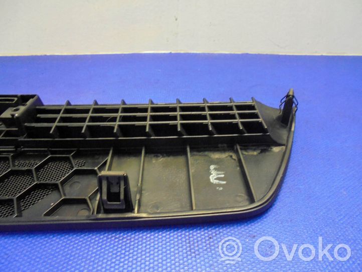 Audi A4 S4 B7 8E 8H Garniture, panneau de grille d'aération latérale 