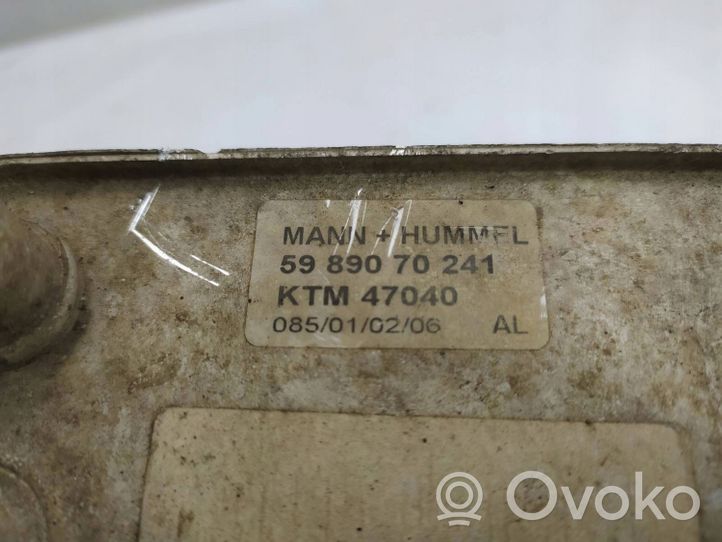 Opel Vectra C Tepalo filtro laikiklis/ aušintuvas 5989070241