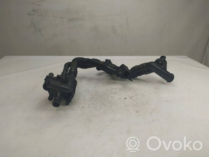 Peugeot 407 Thermostat housing 