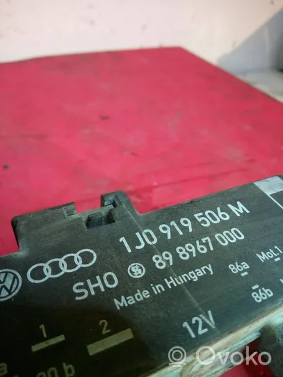 Audi A6 S6 C6 4F Jäähdytyspuhaltimen rele 1J0919506M