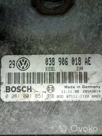 Volkswagen Golf IV Centralina/modulo del motore 038906018AE