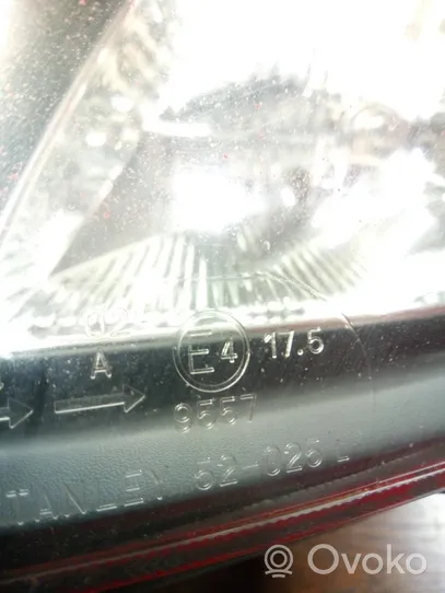Toyota Yaris Verso Lampa przednia 52025L