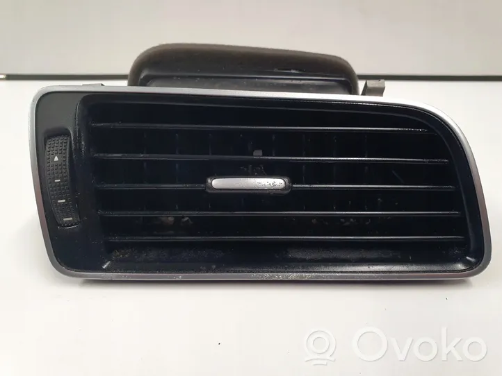 Volkswagen PASSAT B7 USA Griglia di ventilazione centrale cruscotto 