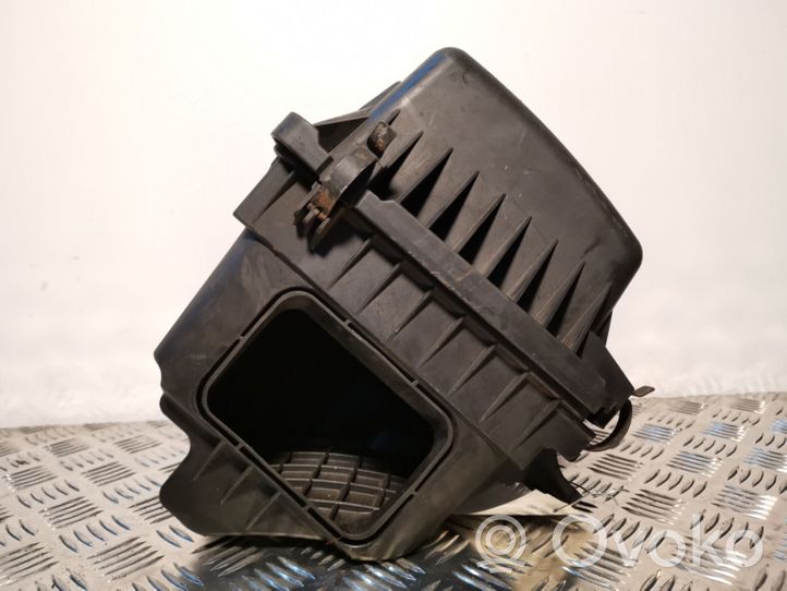 Jeep Grand Cherokee Oro filtro dėžė 9906113AA