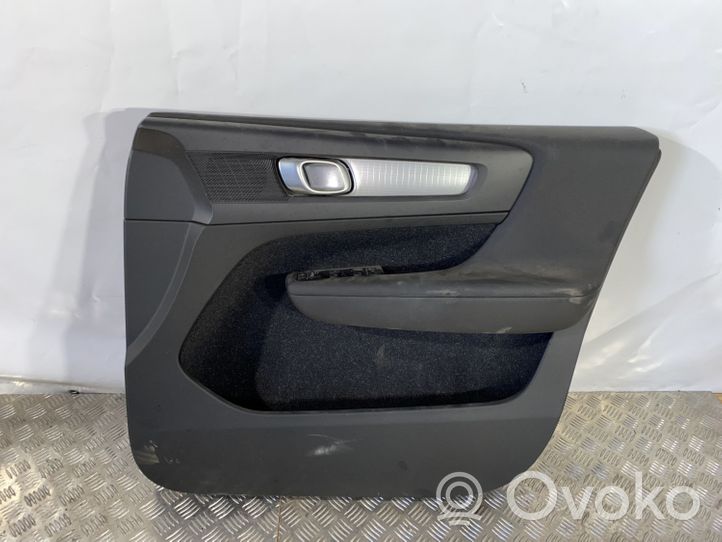 Volvo XC40 Front door card panel trim 