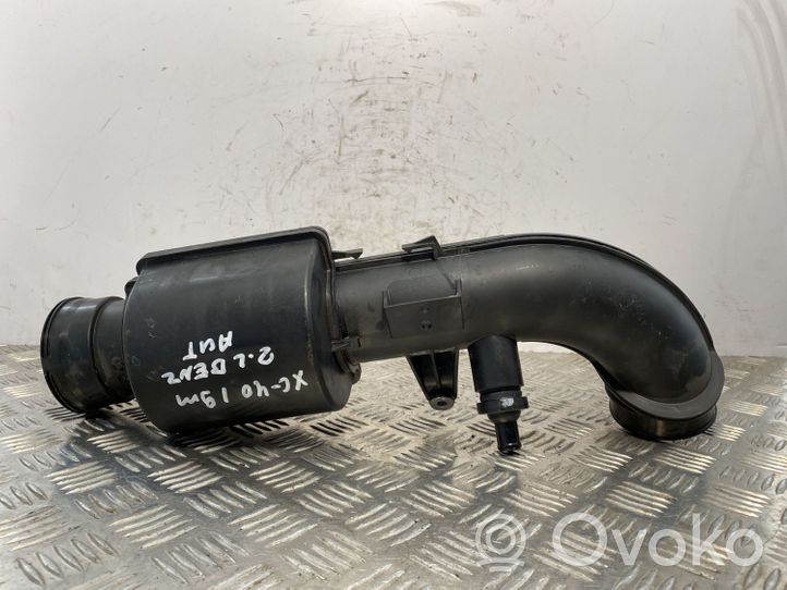 Volvo XC40 Część rury dolotu powietrza 32222141