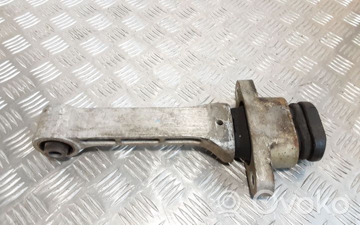 Hyundai Santa Fe Engine mount bracket 