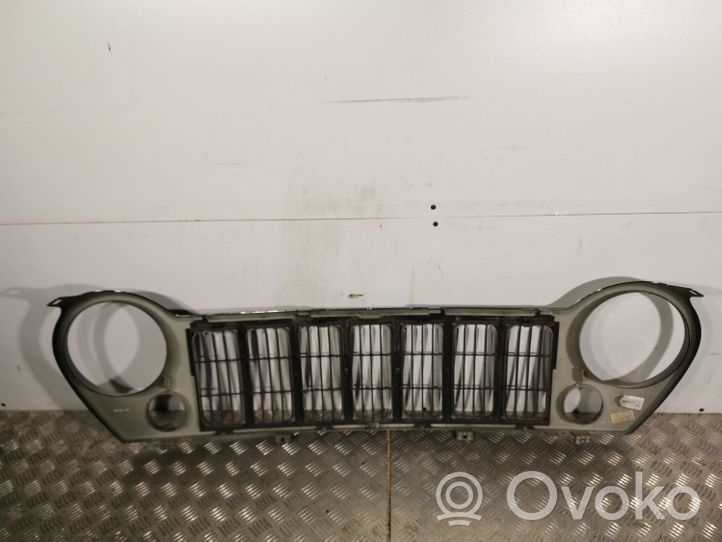 Jeep Liberty Grotelės priekinės 55156761AB