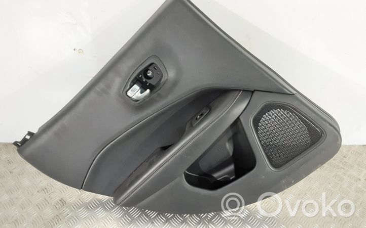 Jeep Compass Takaoven verhoilu 