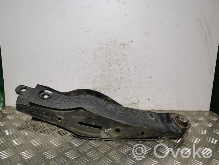 KIA Sorento Rear control arm 