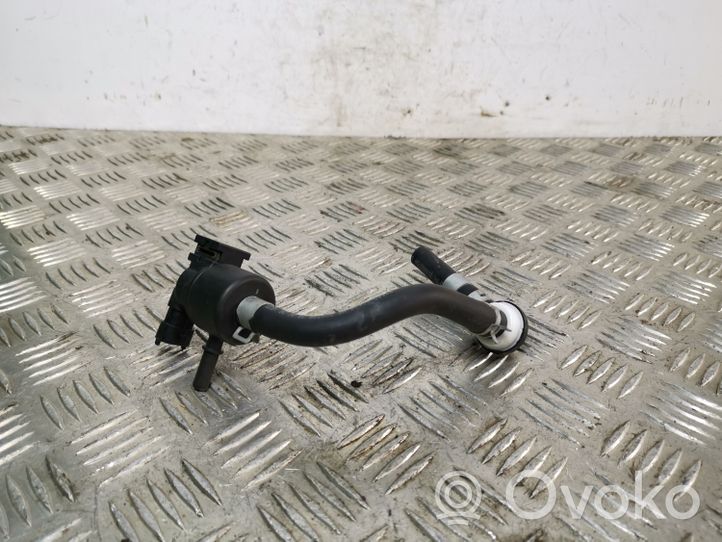 KIA Stonic Altra parte del vano motore 9044060171