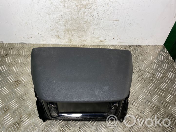 Mitsubishi Eclipse Cross Radio/CD/DVD/GPS-pääyksikkö 8750A695