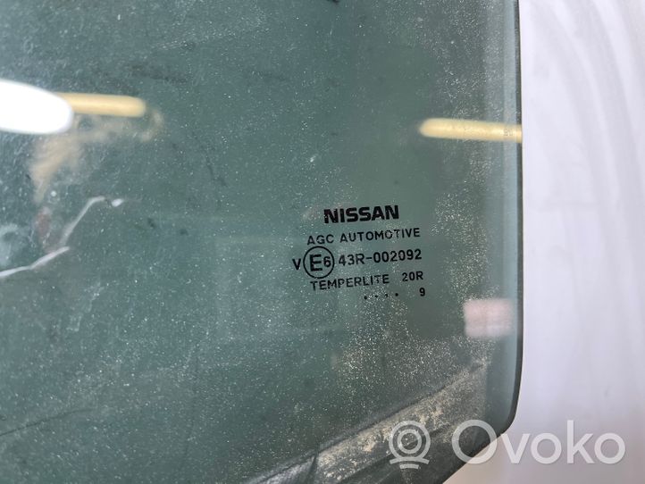 Nissan Qashqai Vitre de fenêtre porte arrière 