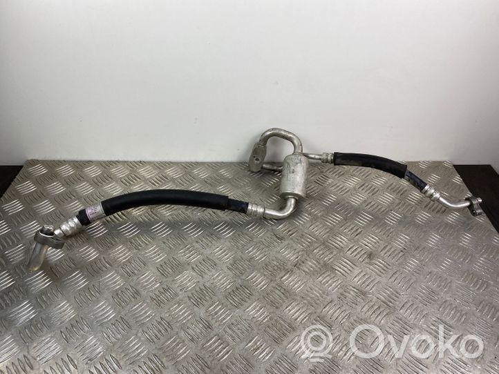 SsangYong Rexton Ilmastointilaitteen putki (A/C) 6861036020