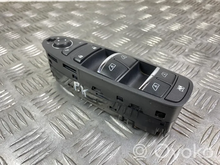 Infiniti QX80 Electric window control switch 254011V90A