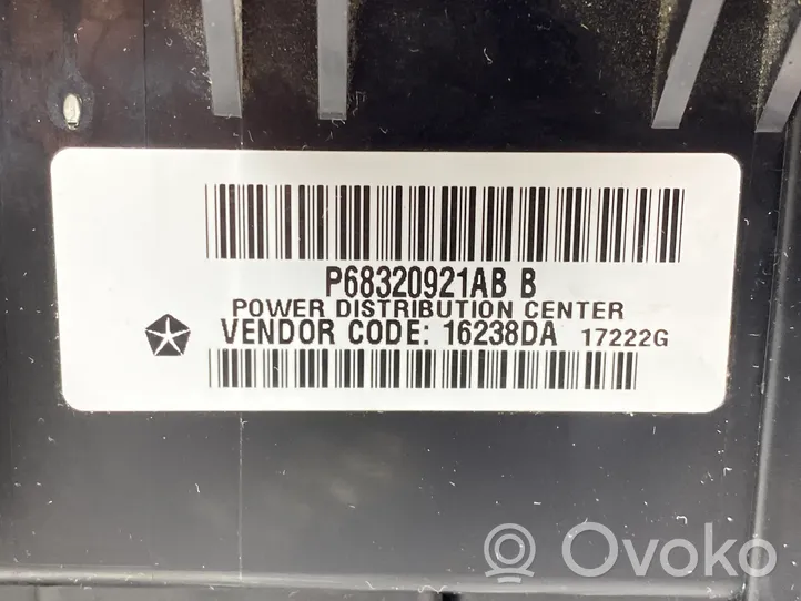 Jeep Grand Cherokee Module de fusibles P68320921AB