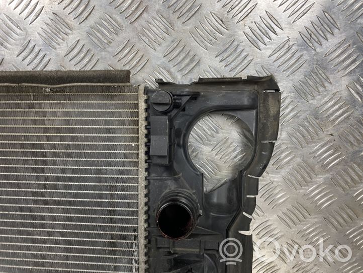 Volvo XC60 Dzesēšanas šķidruma radiators 