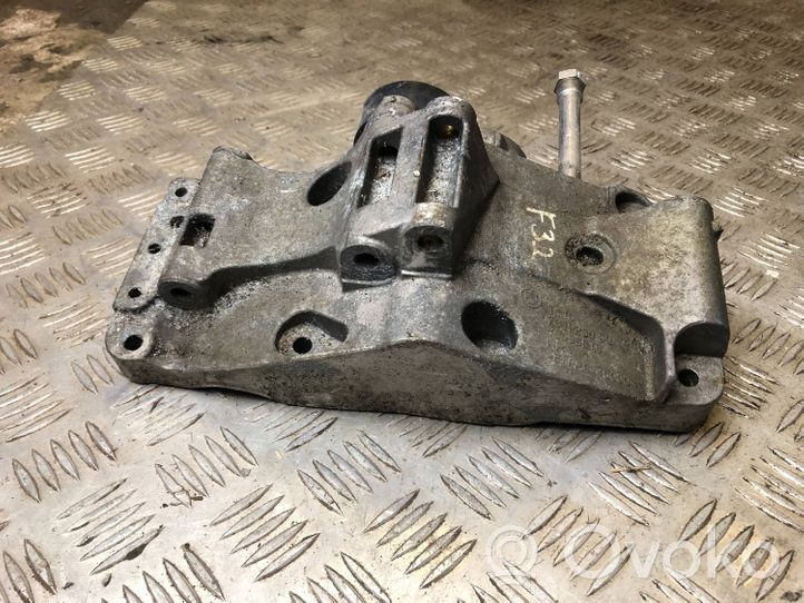 BMW 4 F32 F33 Support de générateur / alternateur 7619250