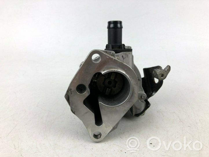 Nissan Juke I F15 Alipainepumppu 146505272R