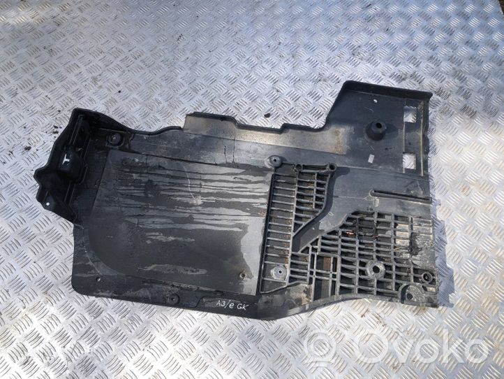 Audi A3 S3 8V Osłona tylna podwozia pod bagażnik 5Q0825505B