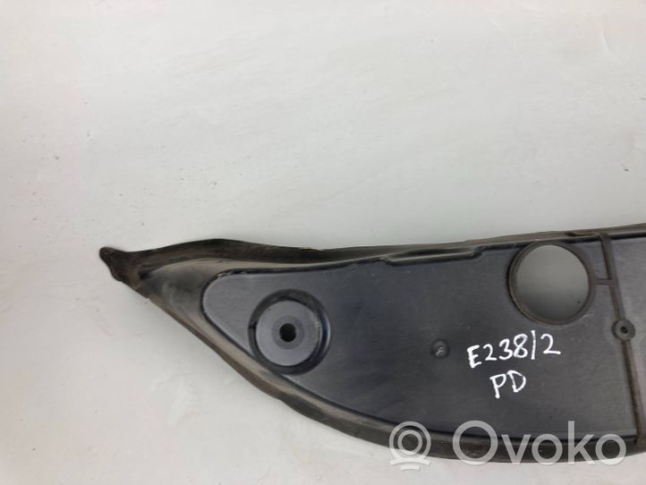 Mercedes-Benz E W213 Muut kojelaudan osat A2388890200