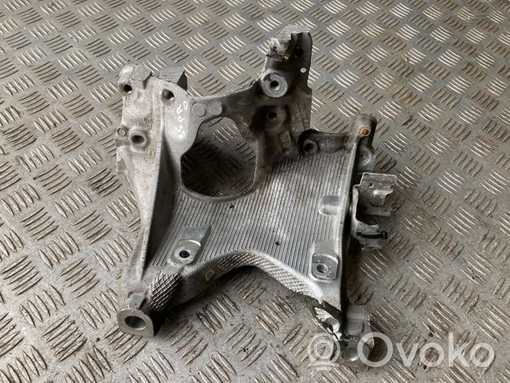 Audi S5 Facelift Engine mounting bracket 8W0339296E