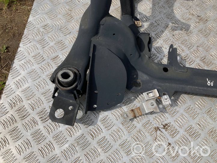 Mercedes-Benz ML W166 Sottotelaio anteriore A1663302000