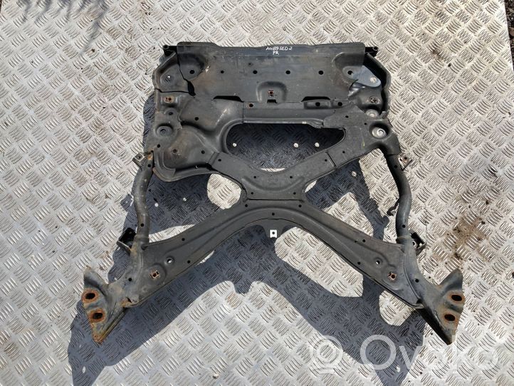 Audi A4 S4 B9 Rama pomocnicza przednia 8W2399347E