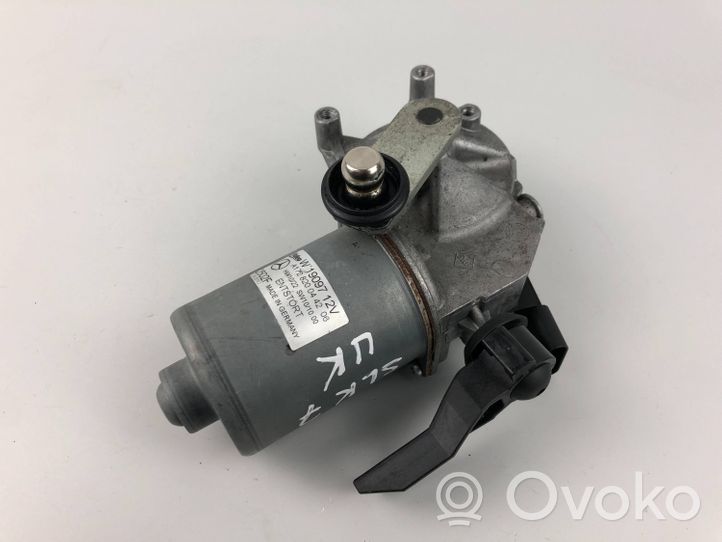 Mercedes-Benz SLK R172 Tringlerie et moteur d'essuie-glace avant A1728200442