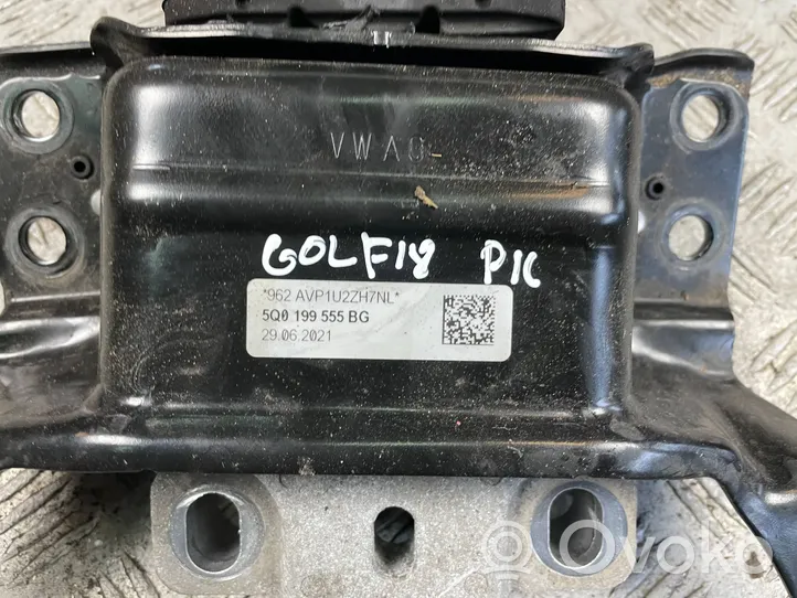 Volkswagen Golf VIII Support de moteur, coussinet 5Q0199555BG