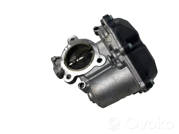 Audi A5 Clapet d'étranglement 04L131501B